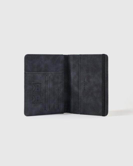 SWEET SUNDAE PASSPORT HOLDER