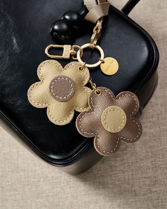 FLOWERS CHARM