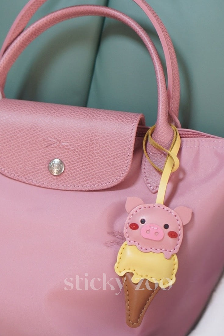 PIG ICE CHARM