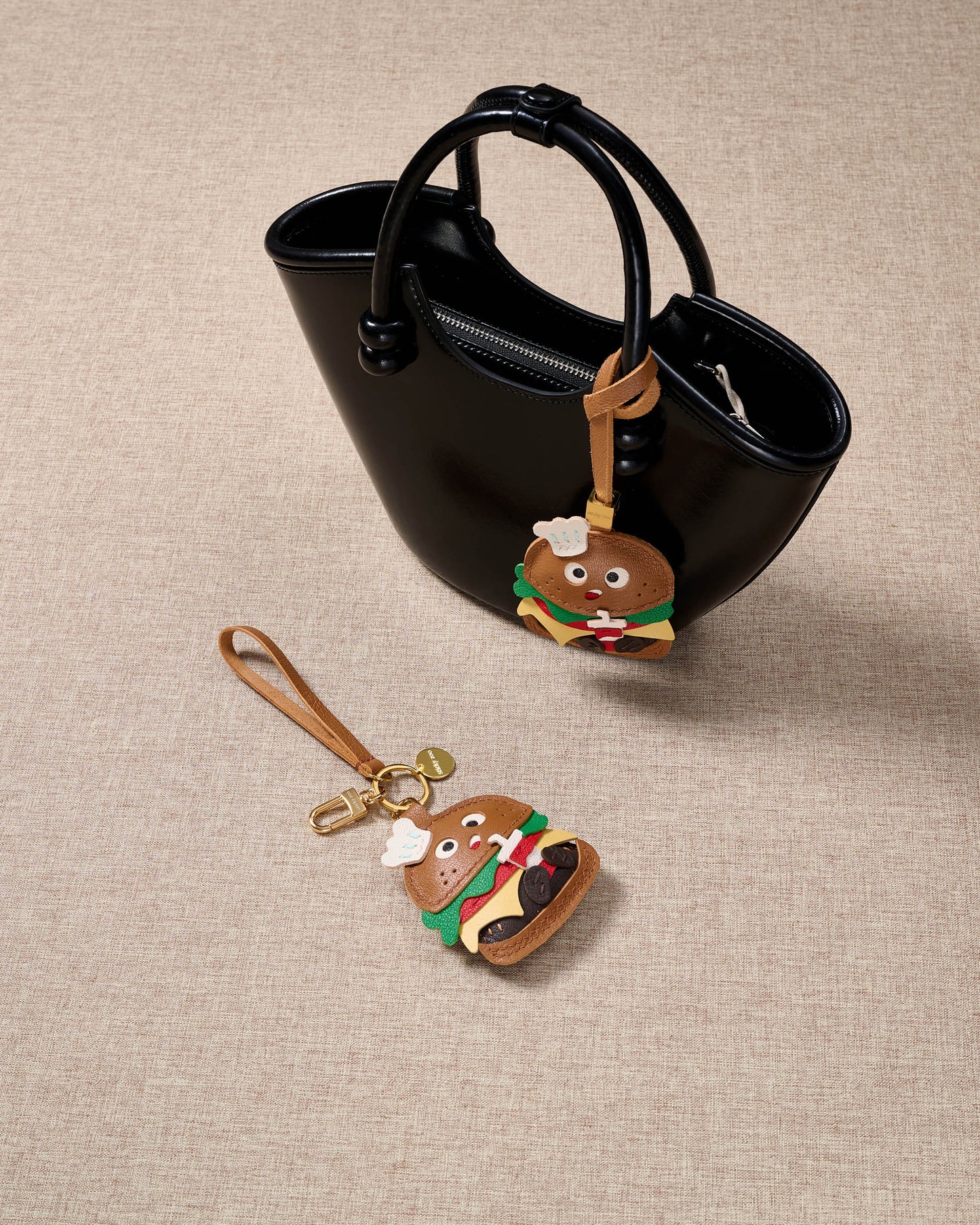 BURGER CHARM