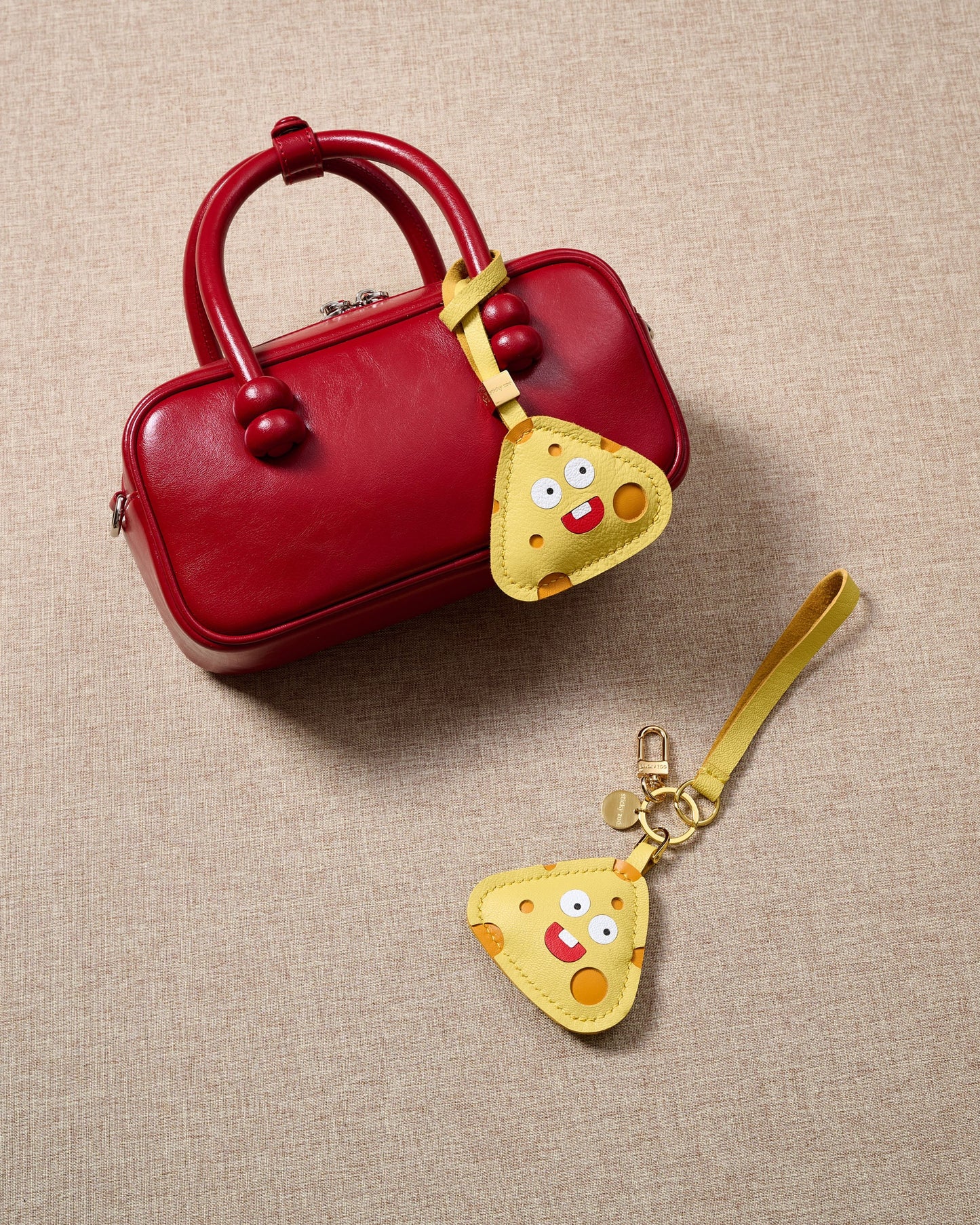 CHEEZE POP CHARM