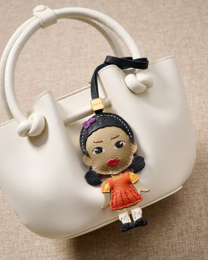 YOUNG-HEE CHARM