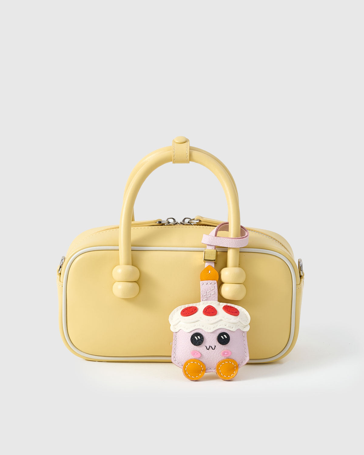 CAKE CHARM