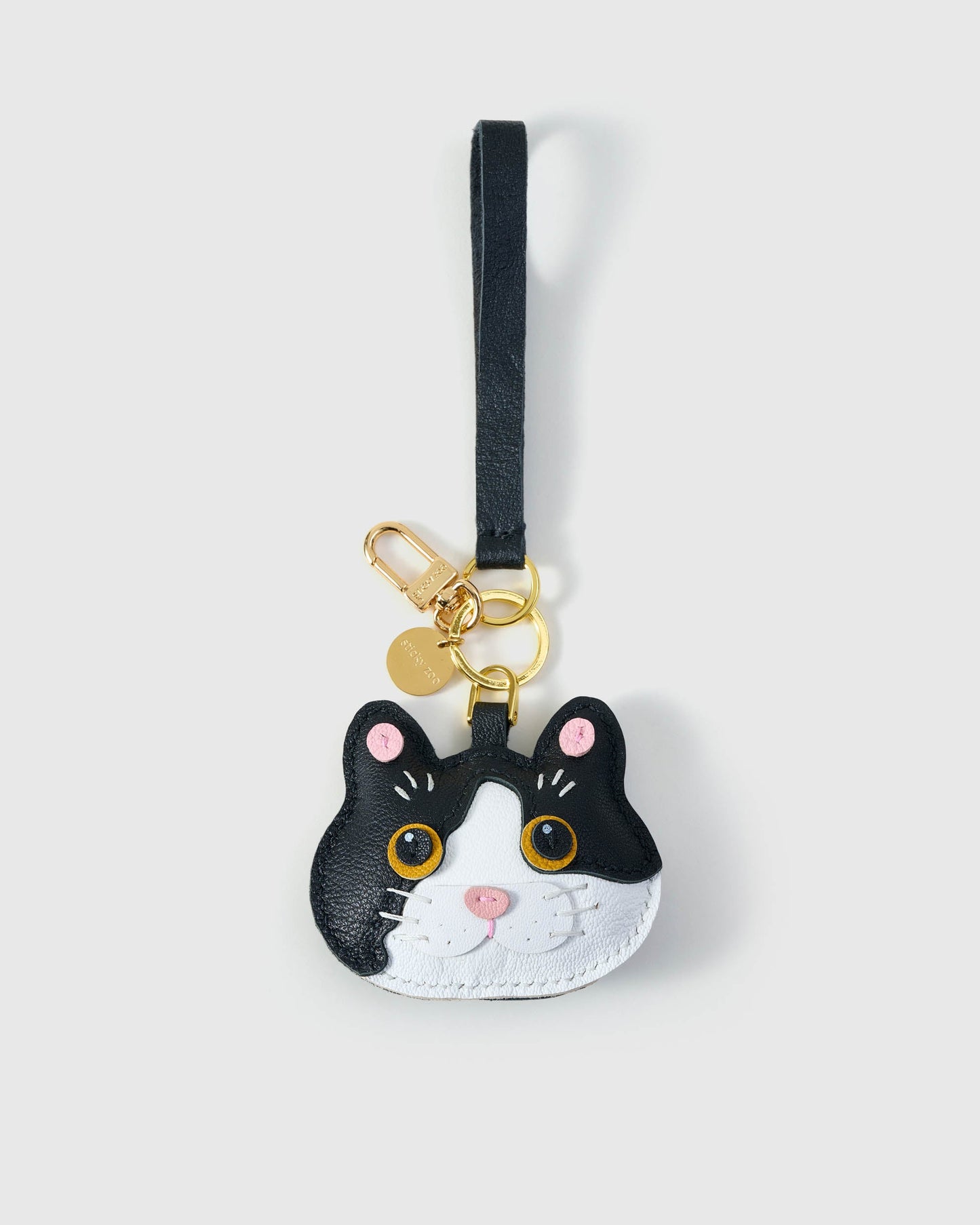 BRITISH SHORTHAIR CAT CHARM – GRAY MUSE EDITION