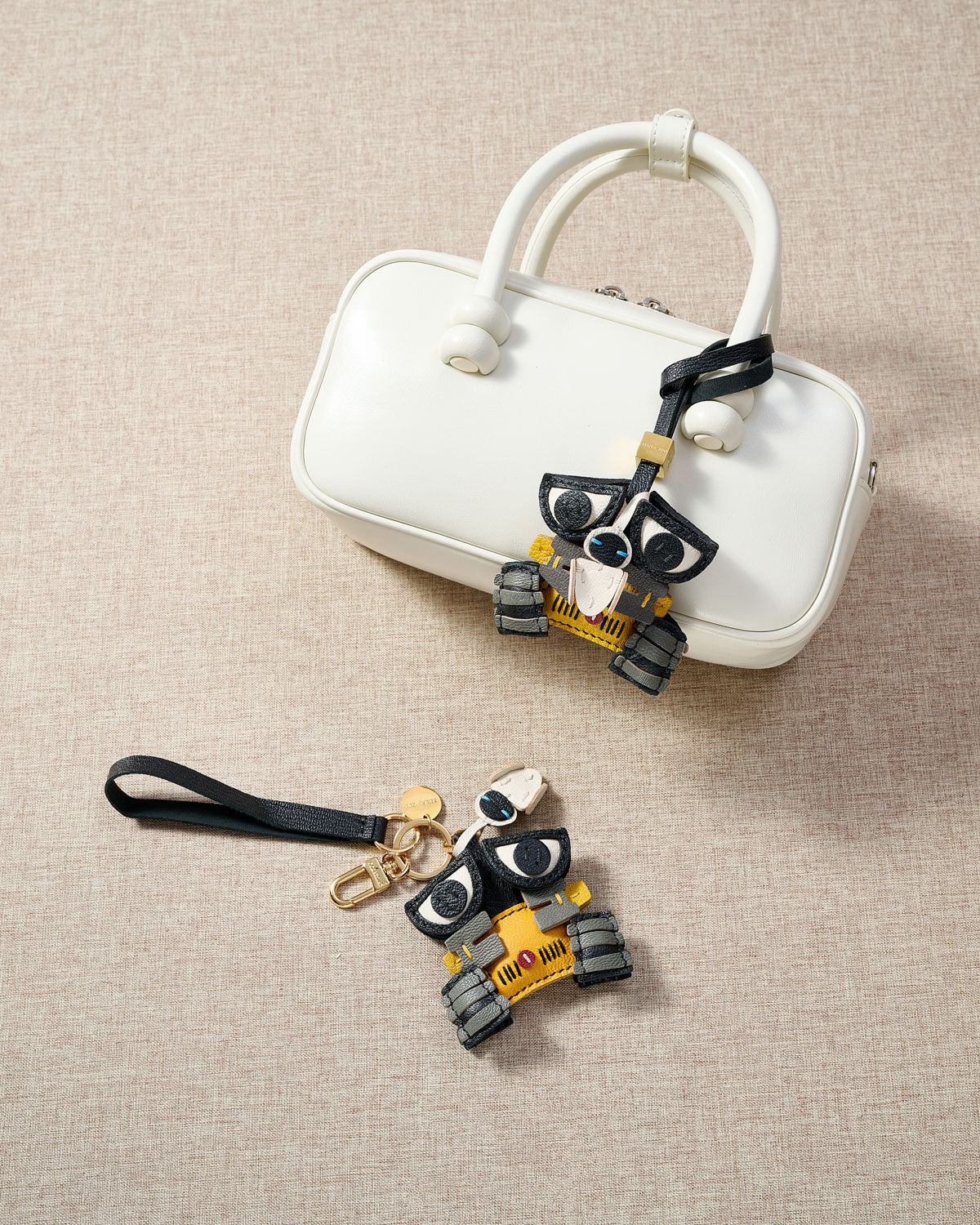 WALL-E CHARM