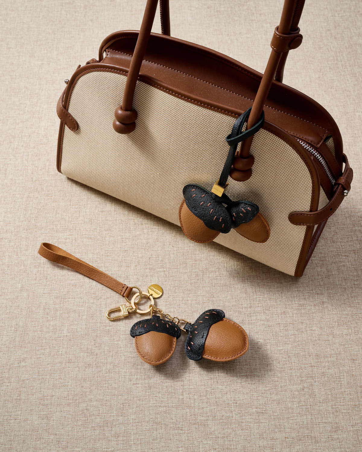 ACORNS CHARM