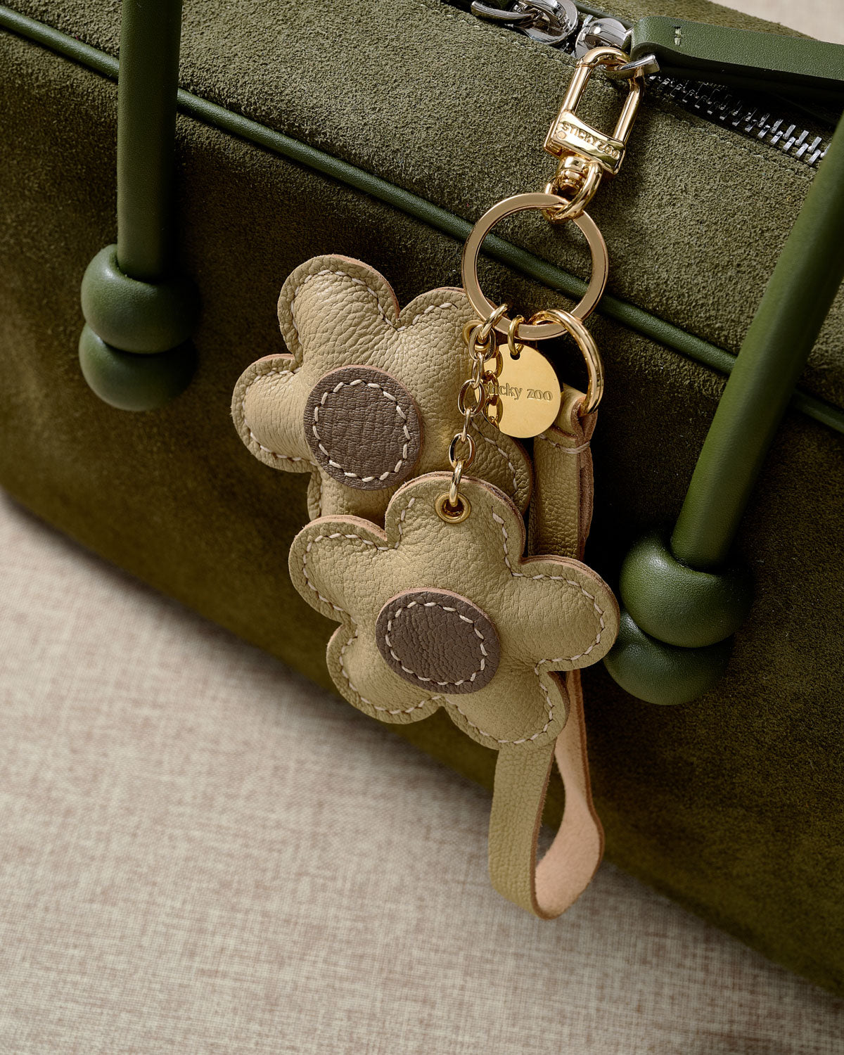 FLOWERS CHARM