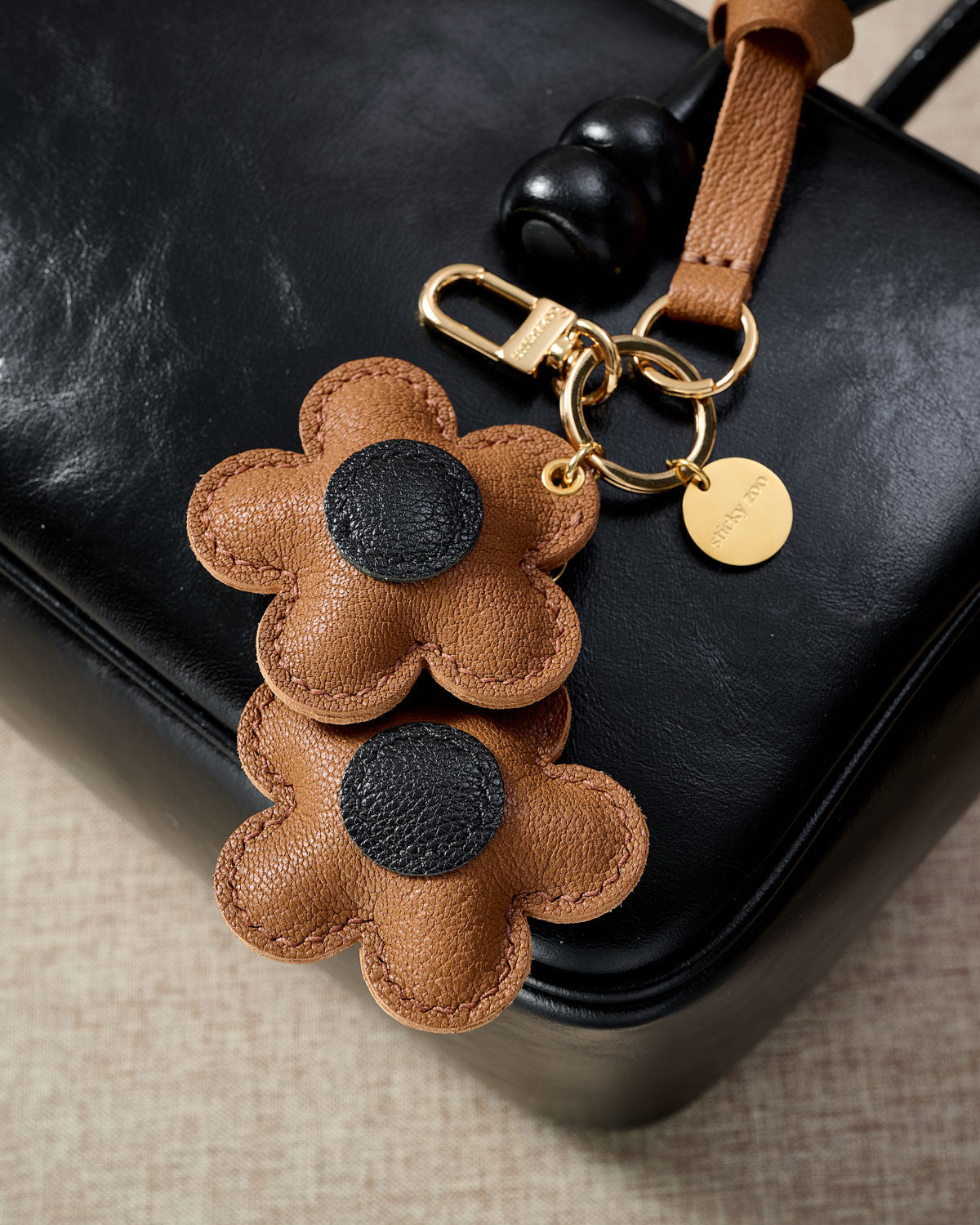 FLOWERS CHARM
