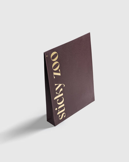 SIGNATURE GIFT BOX