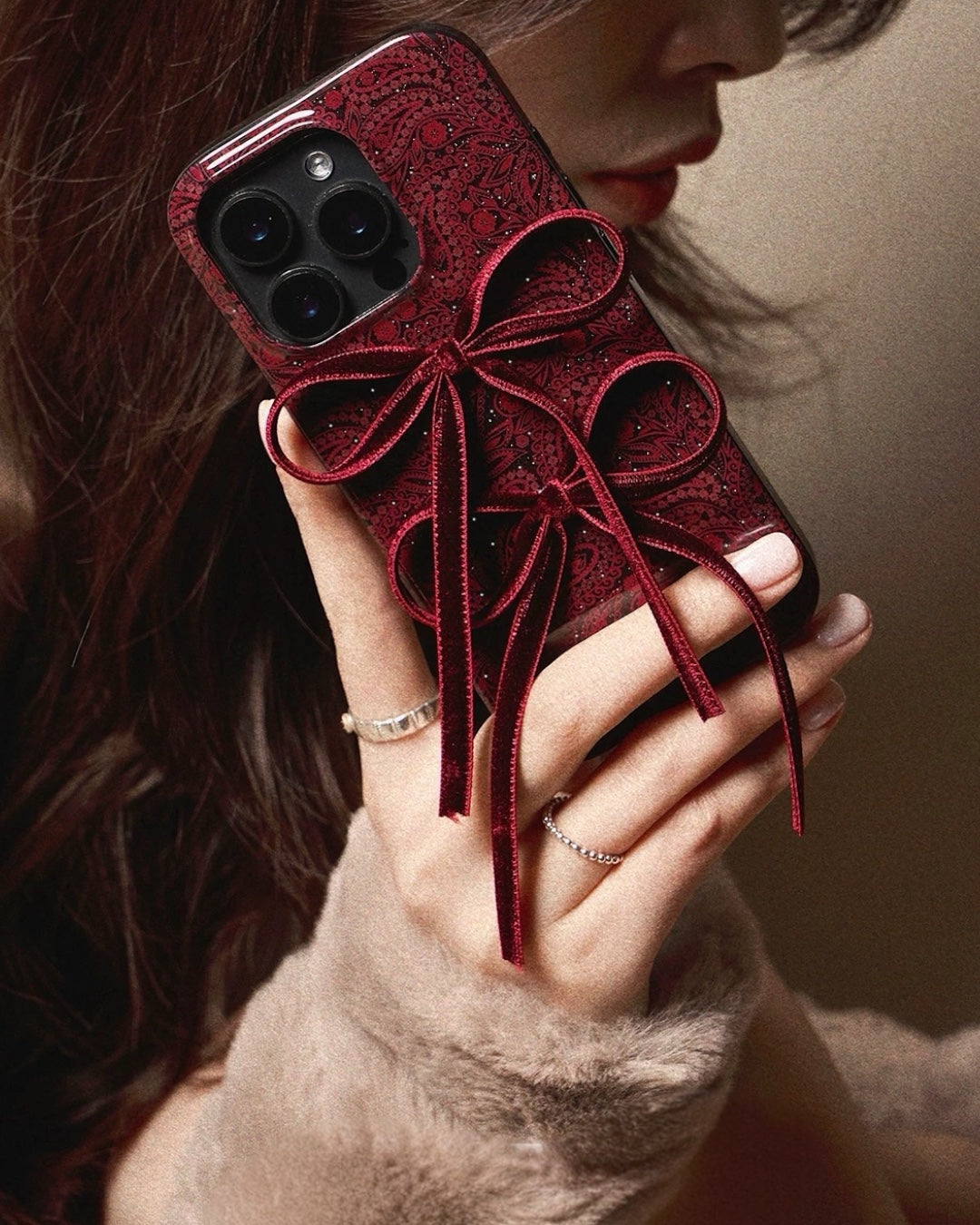 HOLIDAY CASE