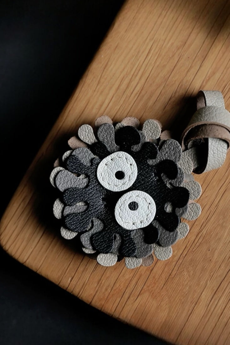 SUSUWATARI CHARM