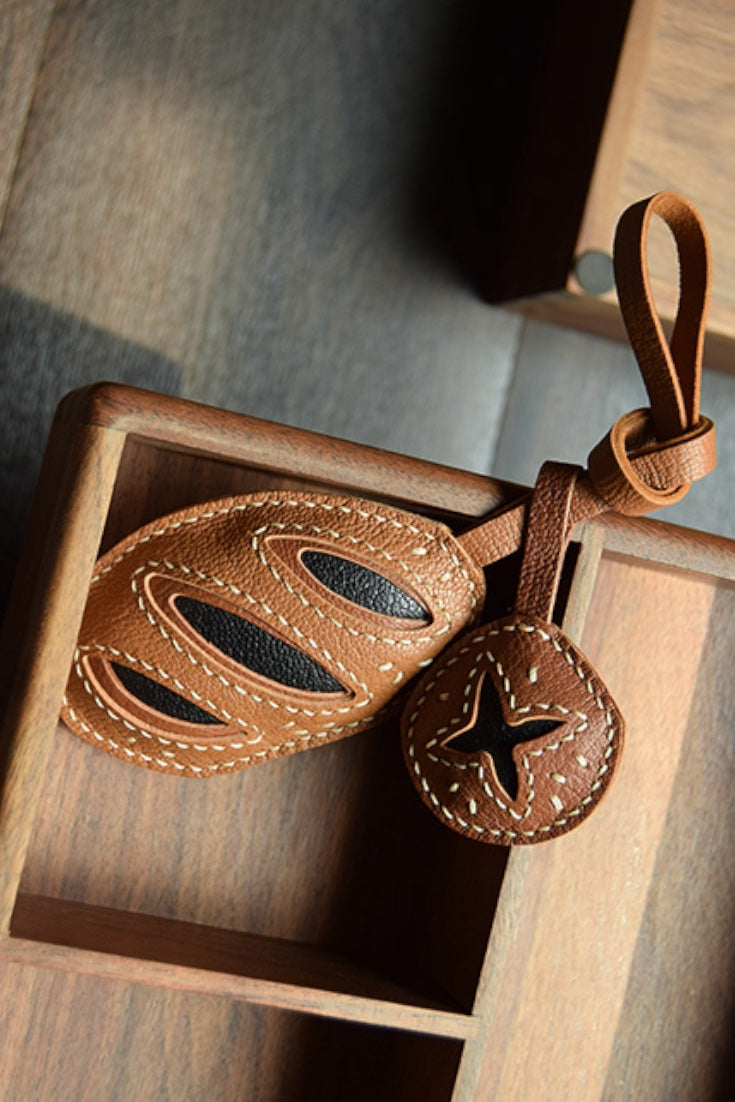 BREAD CHARM